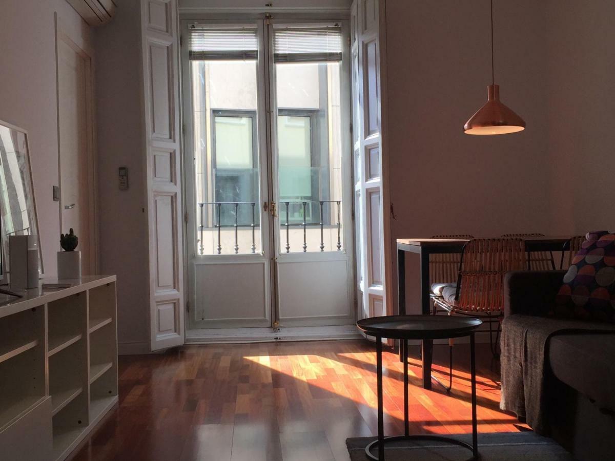 I19 - One Bedroom Apartment Мадрид Екстериор снимка